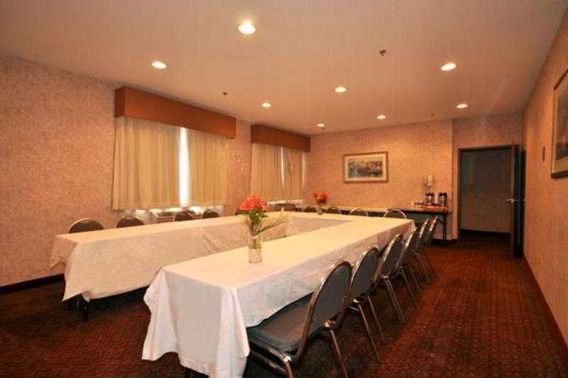 Best Western Des Plaines O'Hare Ανέσεις φωτογραφία